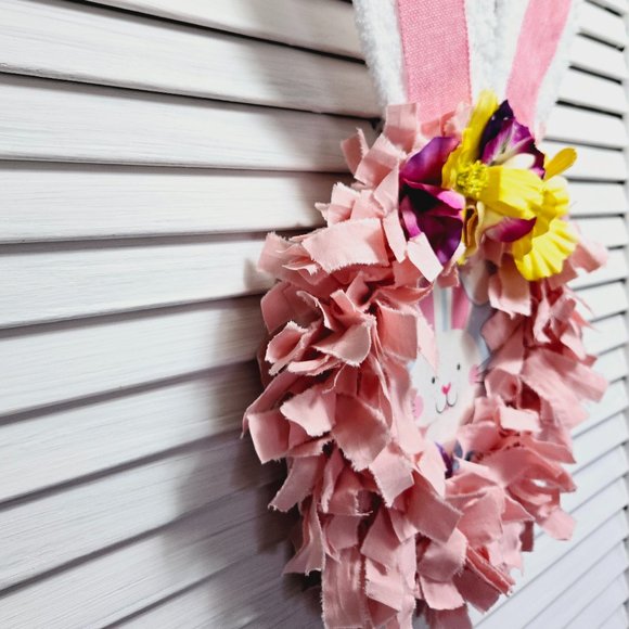 Hand Crafted Easter Bunny Rabbit Fabric Rag Wreath, Pink & White, Bunny Sign - Picture 7 of 7